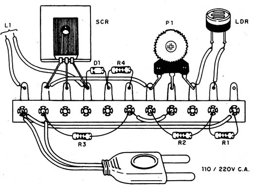 Figure 2 – Using a terminal strip as chassis
